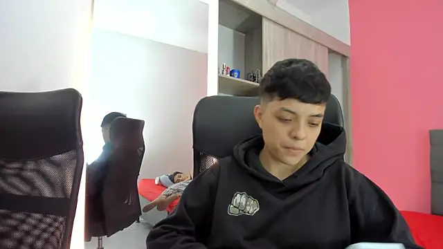 ariloe_quintero's Live XXX Chat