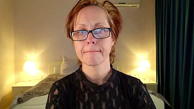 LioraWeiss Live XXX-chat