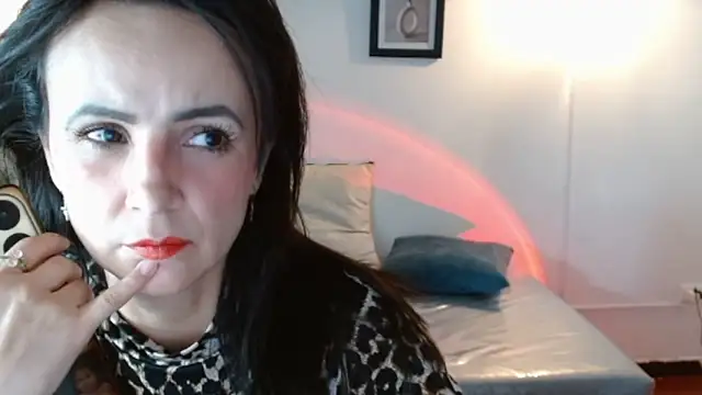 Juliana__lx – Live XXX-chat