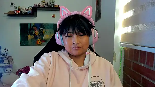 Chatroom XXX en direct de Shaddycute_