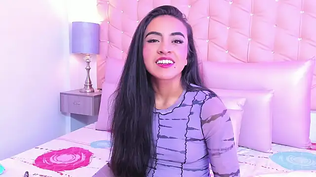 Leslie_Bussh_ Live XXX Chat