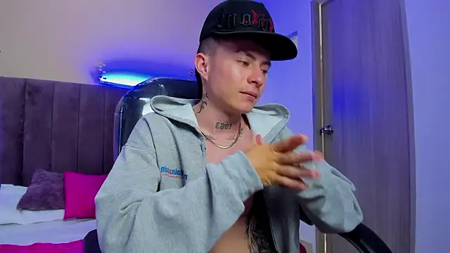 Chat +18 de Nascary_Fox ao vivo