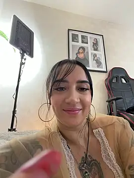 Chat XXX en directo de EmmyEvans1