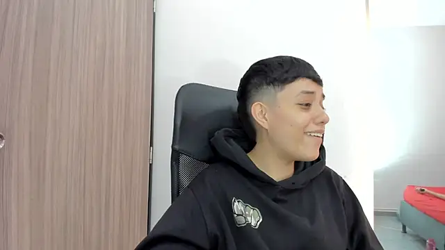 Chatroom XXX en direct de ariloe_quintero