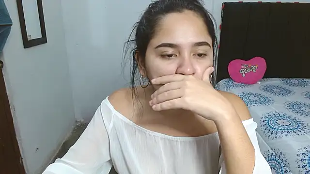 Chat +18 de Thalian ao vivo