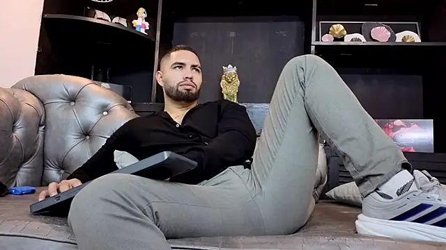 matteosantos – webcam-show