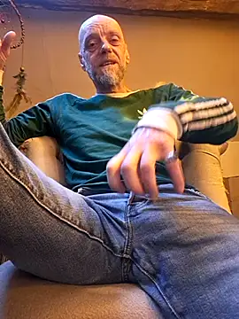 eddouxxx78 在線直播表演