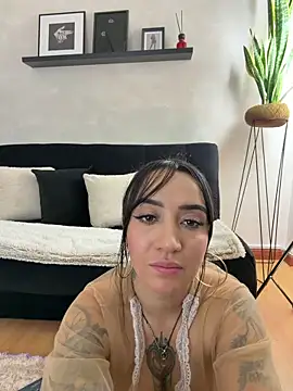 EmmyEvans1 Live XXX-Chat