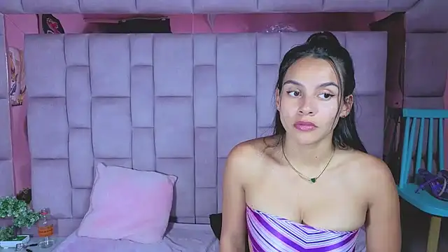 Chat +18 de fisting_anal_69 ao vivo