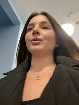 Chatroom XXX en direct de KrisMagnoly