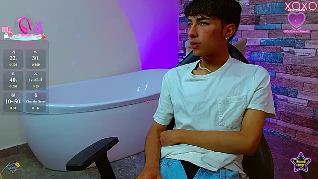 Webkamerová show osamu_tay