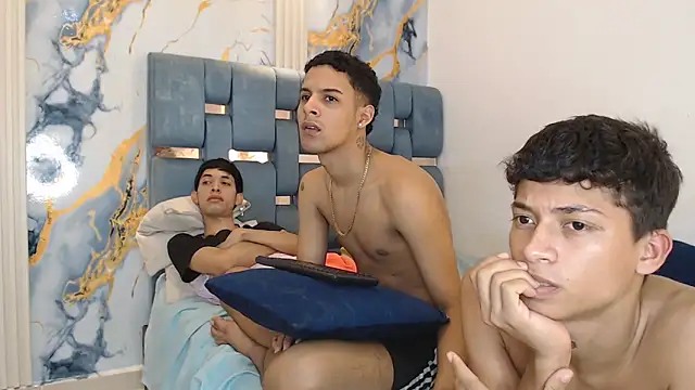 GOLD_BOYS' Live XXX Chat