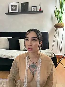 EmmyEvans1 Live XXX-chat