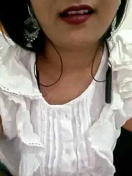 Queen_Kushi4 Chat XXX in diretta