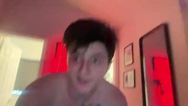 Trippgetsfucked Webcamshow