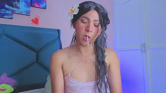 Pokazy przed kamerką – Hopemoretti