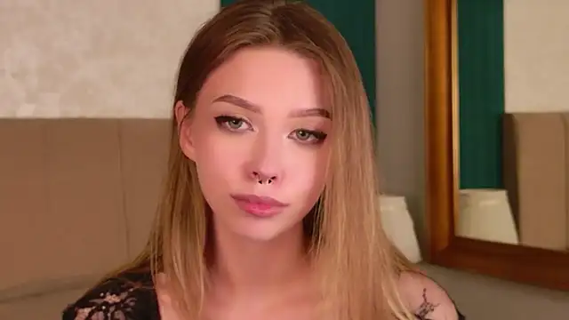 Sierra_FaneのライブXXXチャット