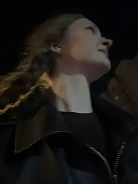 outside_rosy Chat XXX live