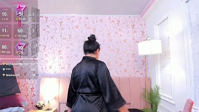 taylor_bennetのライブXXXチャット