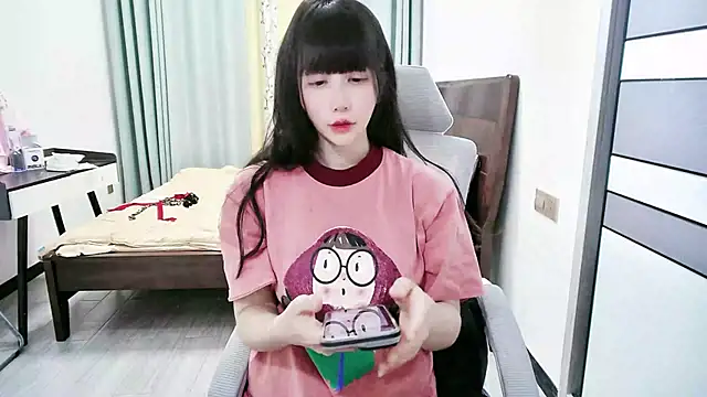 Rubyy_799 – Live XXX-chat