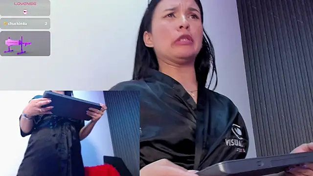 Sofi_Perez_: онлайн-секс-чат