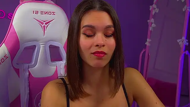 PollyLanders' Live XXX Chat