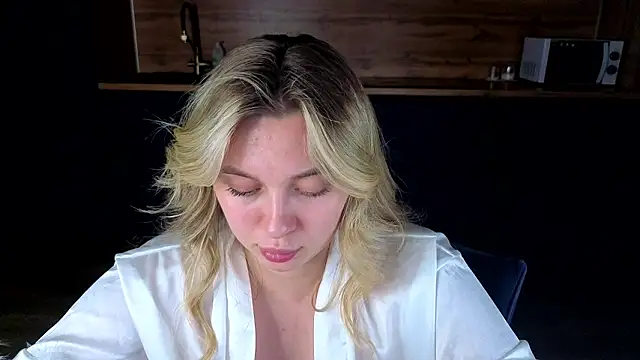 christie_luv: онлайн-секс-чат