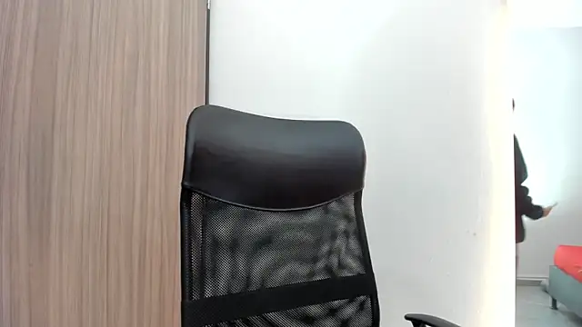 ariloe_quintero 现场XXX聊天