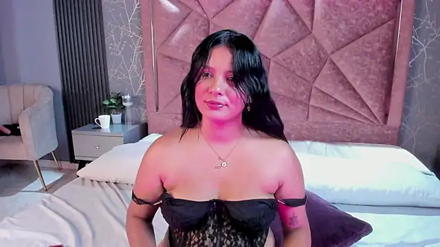 Cristal___ 即時 XXX 聊天