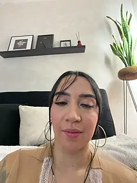 EmmyEvans1 Chat XXX live