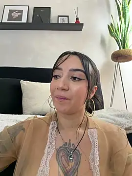 XXX chat uživo modela EmmyEvans1