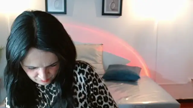 Juliana__lx Chat XXX in diretta