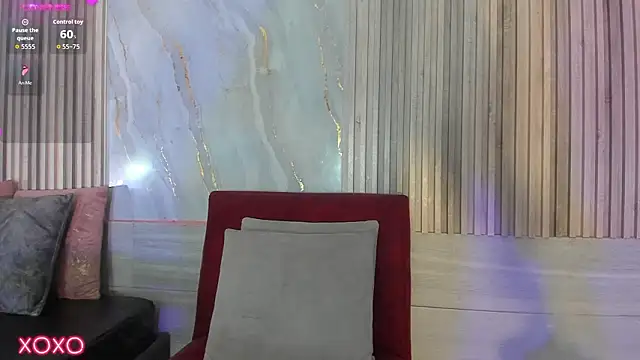 BriannaChelseaのライブXXXチャット