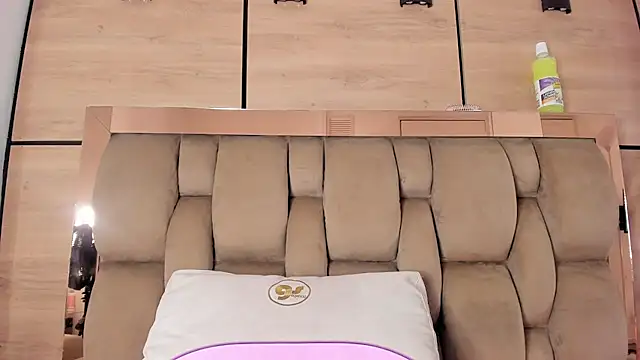 Živý XXX chat karol_lewiss