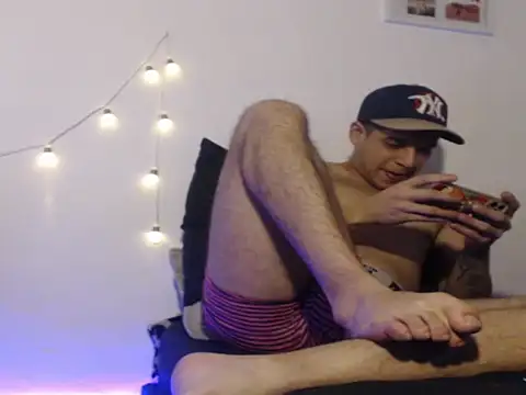 CherryH0ttieのライブXXXチャット