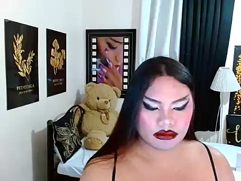 Show webcam de TSbrianaHugeCock