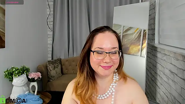 Dixon_Ross Chat XXX live