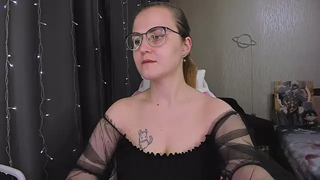 MissBrightShine's Live XXX Chat