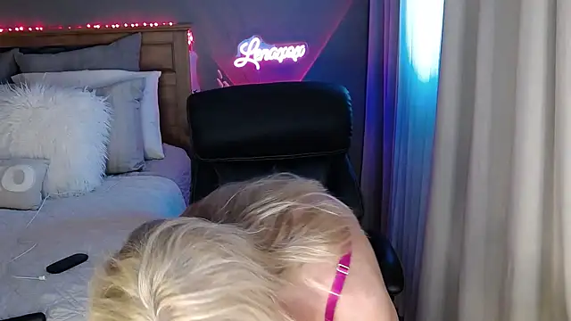 XXX chat uživo modela Lenaxox