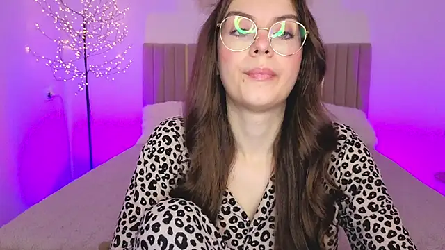 دردشة Real_cutie1 الجنسية المباشرة