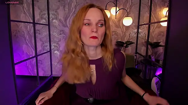 Chat +18 de SaraSubtlety ao vivo