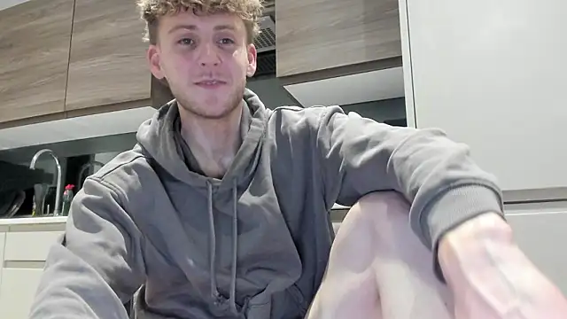 XXX chat uživo modela DominantAlex18