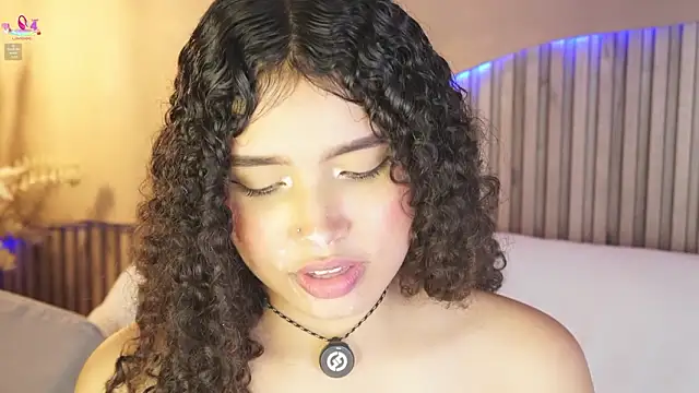 EloiseSweetxx Adlı Modelin Canlı XXX Sohbeti