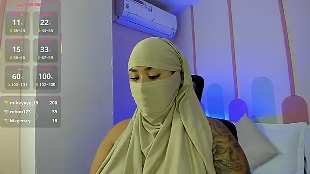 Samarahalsaud live XXX chat