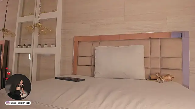 Chat +18 de chloe_murray ao vivo