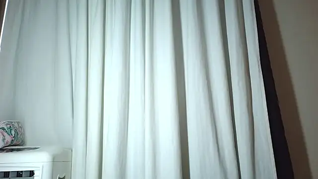 NatalyGuzman26's Live XXX Chat