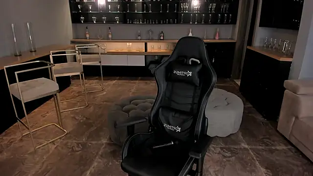 دردشة KylaMorrison الجنسية المباشرة