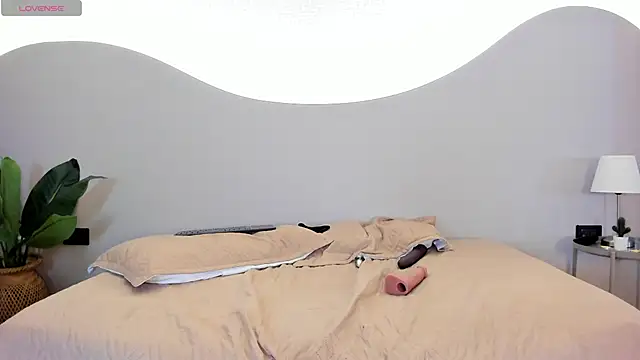 ainaah_: απευθείας συνομιλία ΧΧΧ