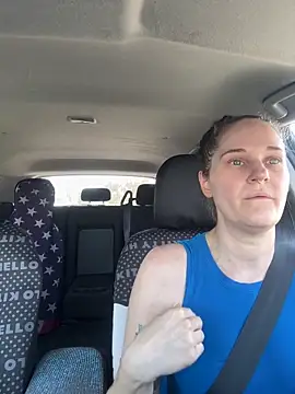 lolabunny9: διαδικτυακό σόου στην κάμερα