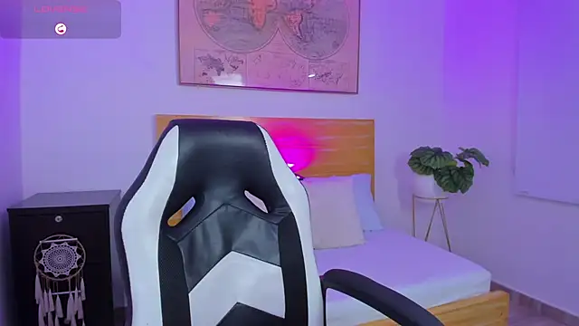 kitty_sweeety_'s Live XXX Chat